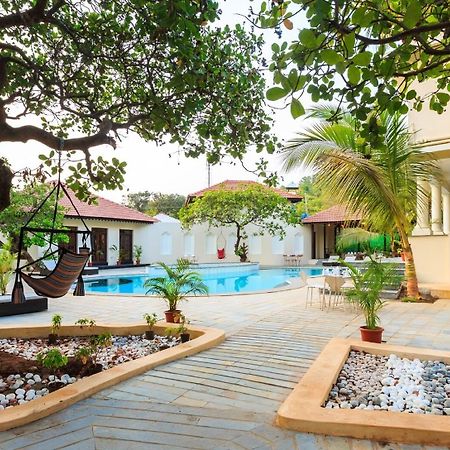 מנדרם Amritara Aura Resort & Spa מראה חיצוני תמונה
