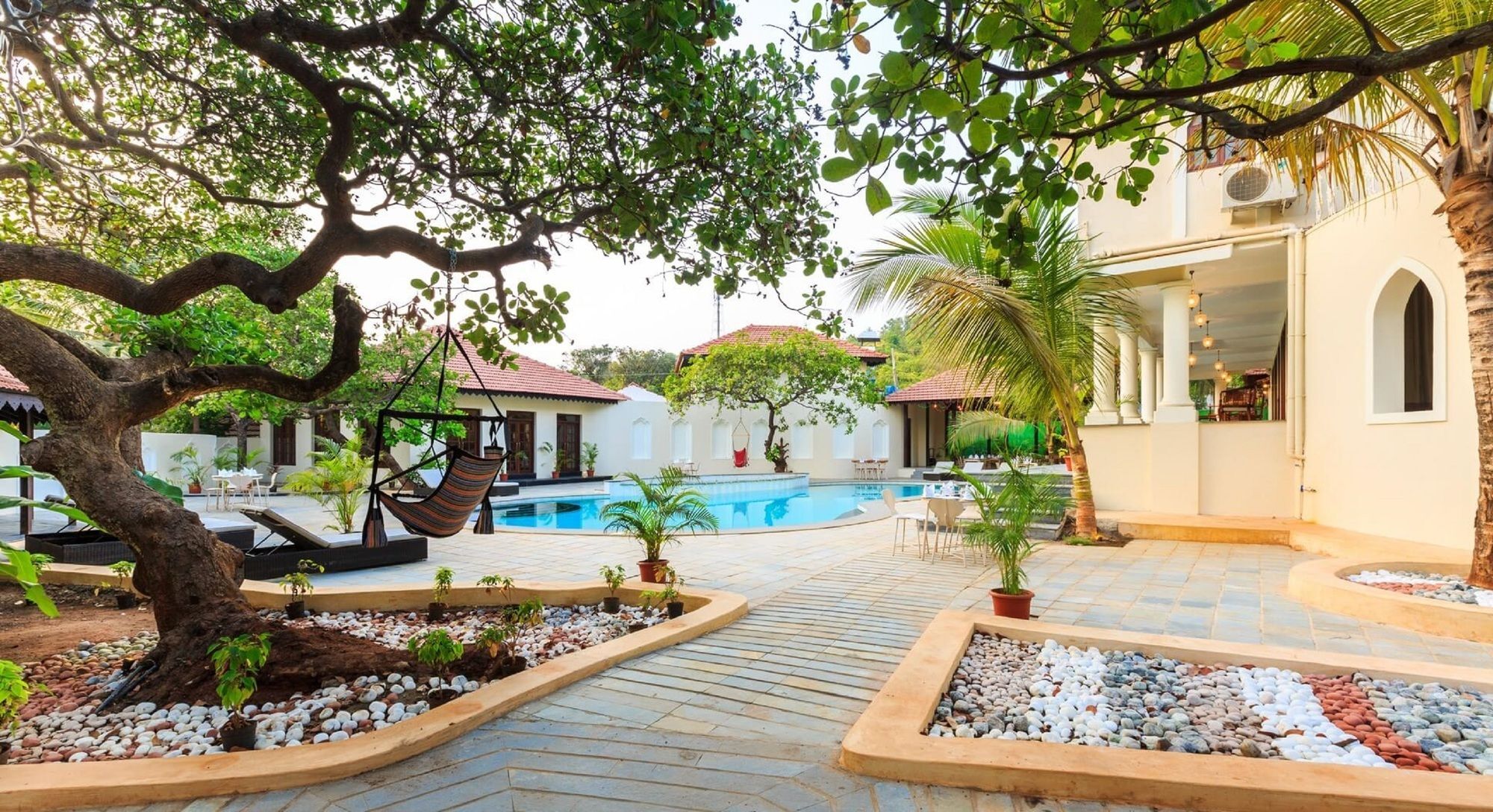 מנדרם Amritara Aura Resort & Spa מראה חיצוני תמונה